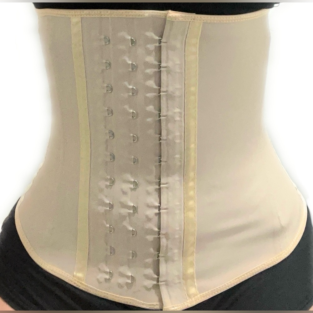 Waist Trainer - Sport Girdle - Hourglass Body Shaper.

Faja Latex Colombiana